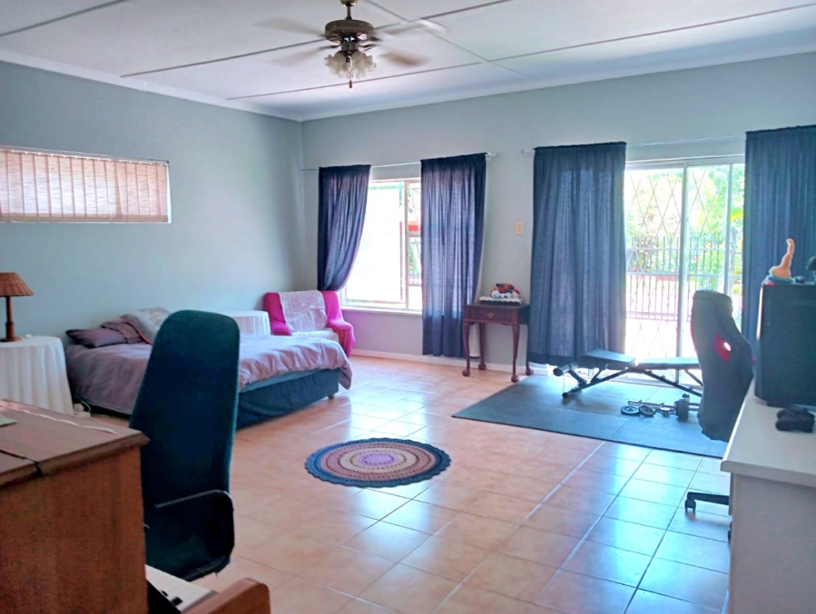 5 Bedroom Property for Sale in Vanes Estate Eastern Cape